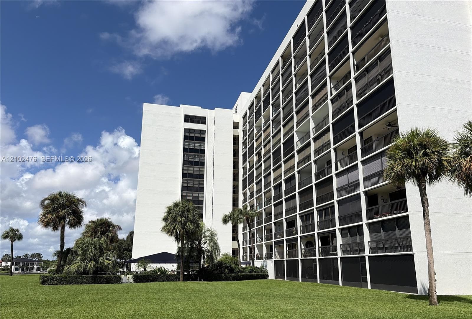 GOVERNOR'S POINTE · #305 in North Palm Beach - Photo 4