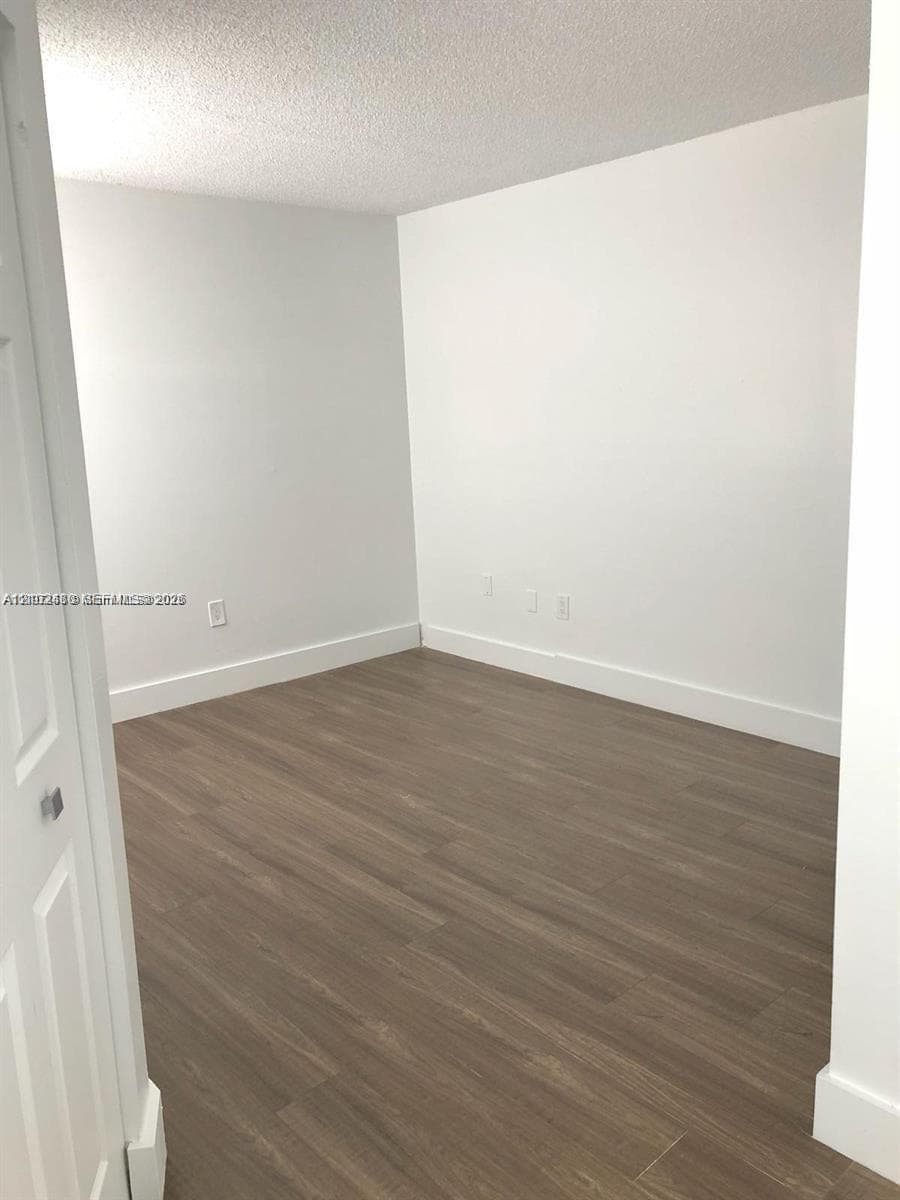 CORAL POINTE TOWNHOMES CO · #4-208 in Miami - Photo 9