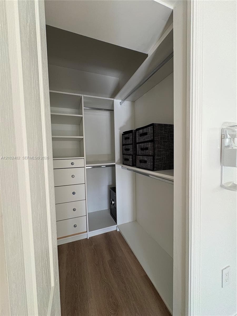 18410 NE 30th Ave #18410 photo 22