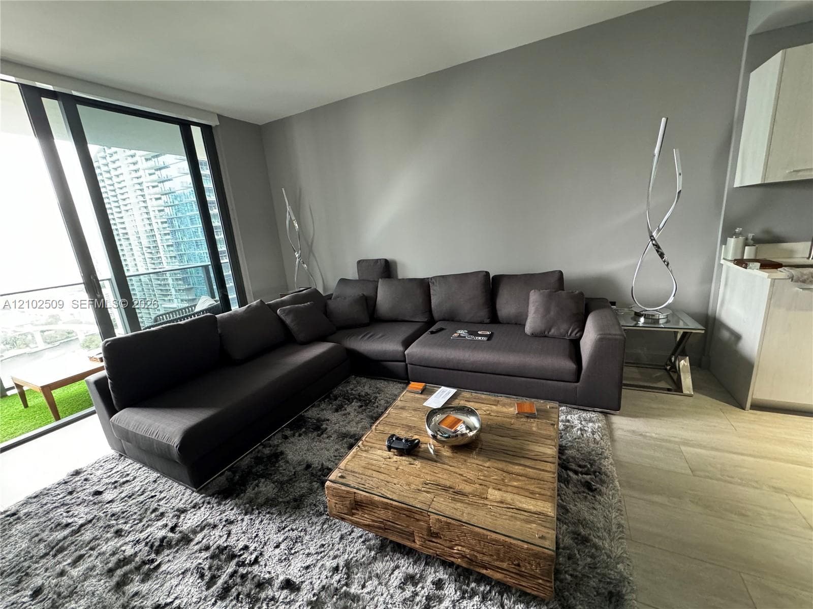 Brickell Heights East · #3010 in Miami - Photo 6