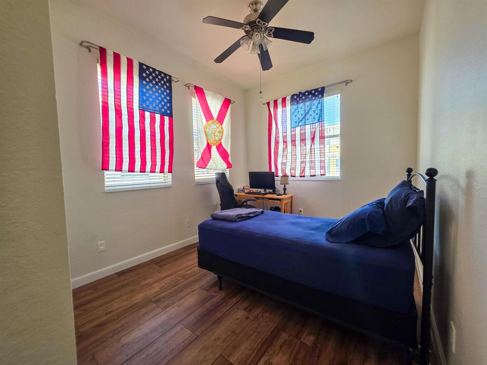 Second bedroom