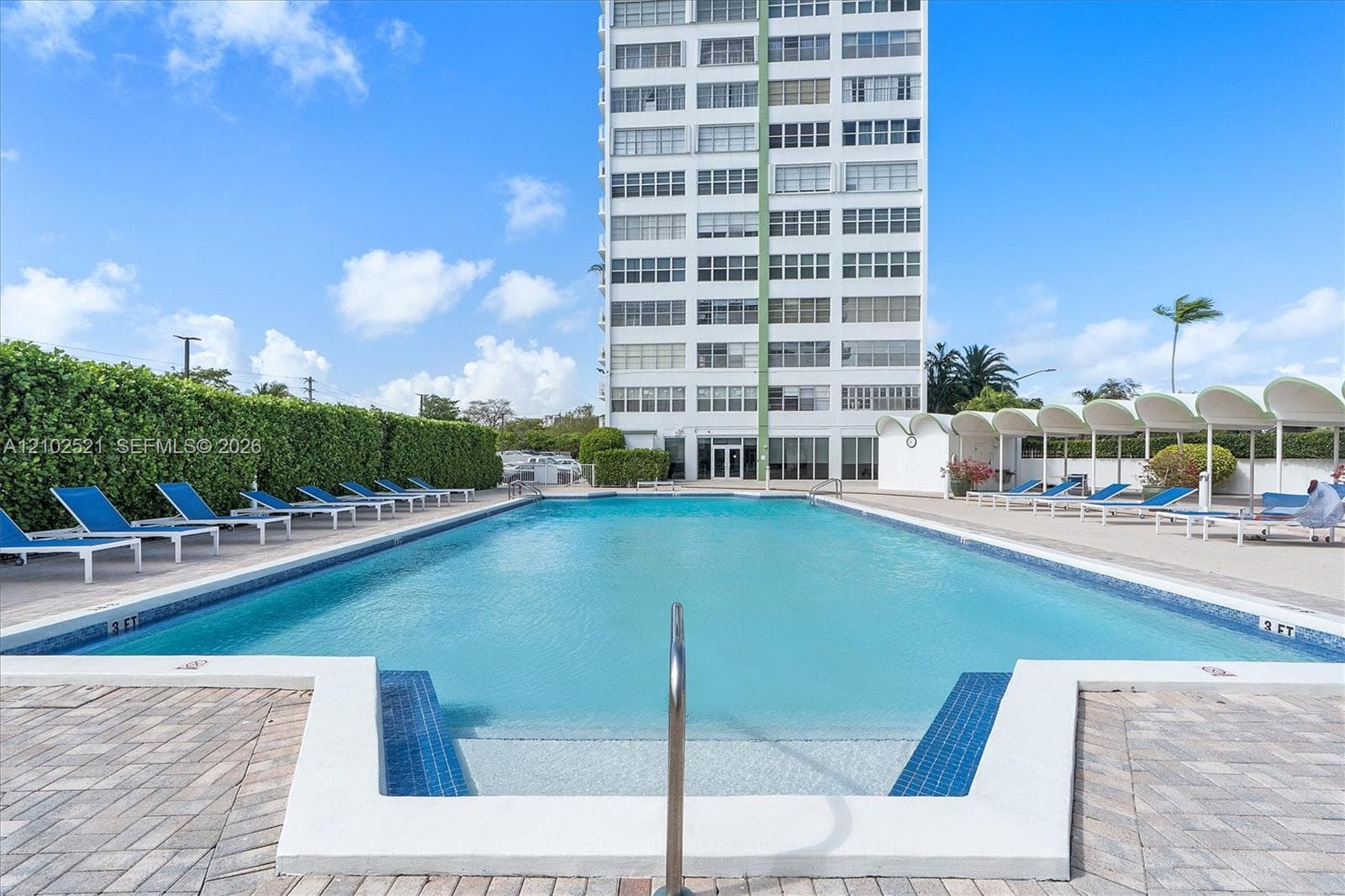 BAYVIEW TOWERS CONDO · #B111 in North Miami - Photo 1