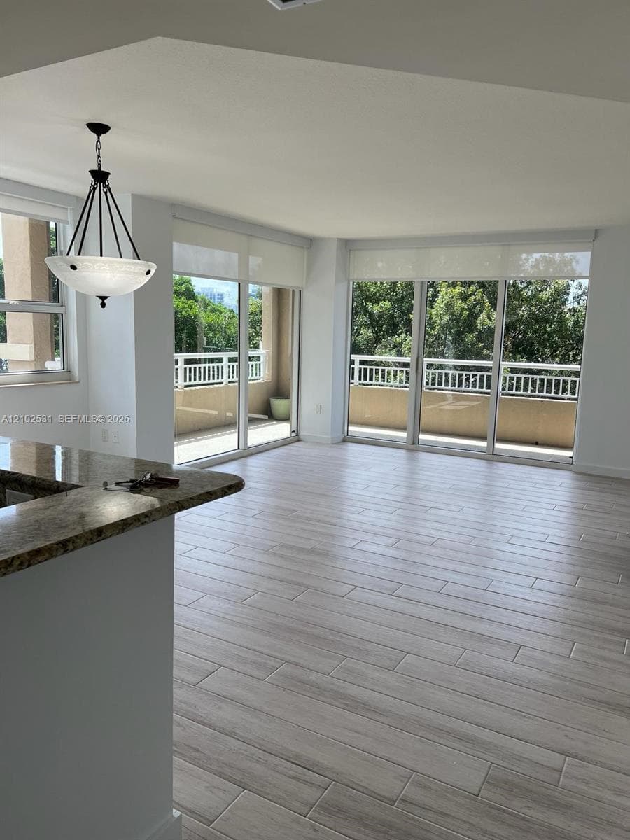 TURNBERRY ON THE GREEN CO · #308 in Aventura - Photo 14