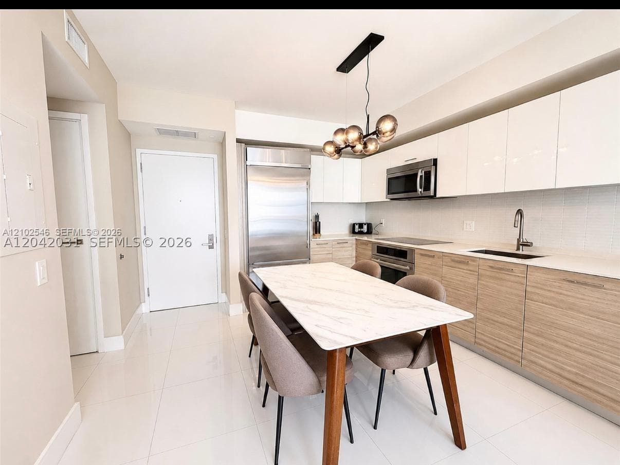Brickell House · #2307 in Miami - Photo 3