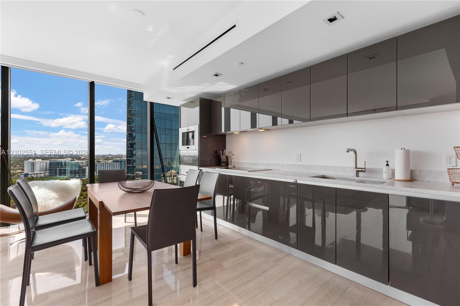 Echo Brickell · #1904 in Miami - Photo 2