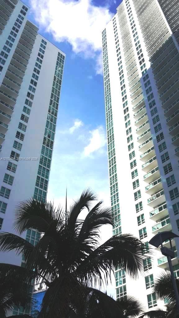The Plaza on Brickell East · #4005 in Miami - Photo 2