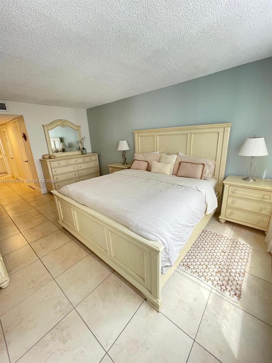 Maison Grande · #1006 in Miami Beach - Photo 9