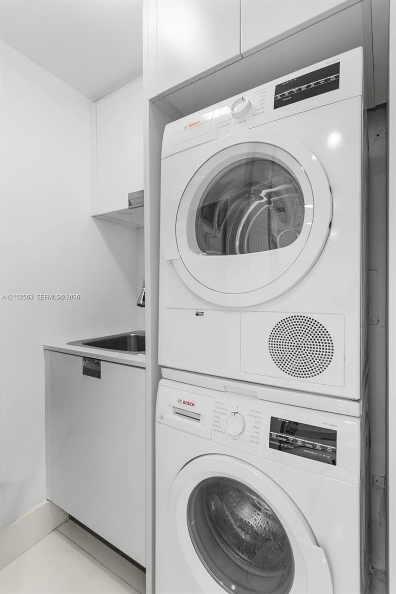 Bal Harbour 101 · #1210 in Bal Harbour - Photo 17