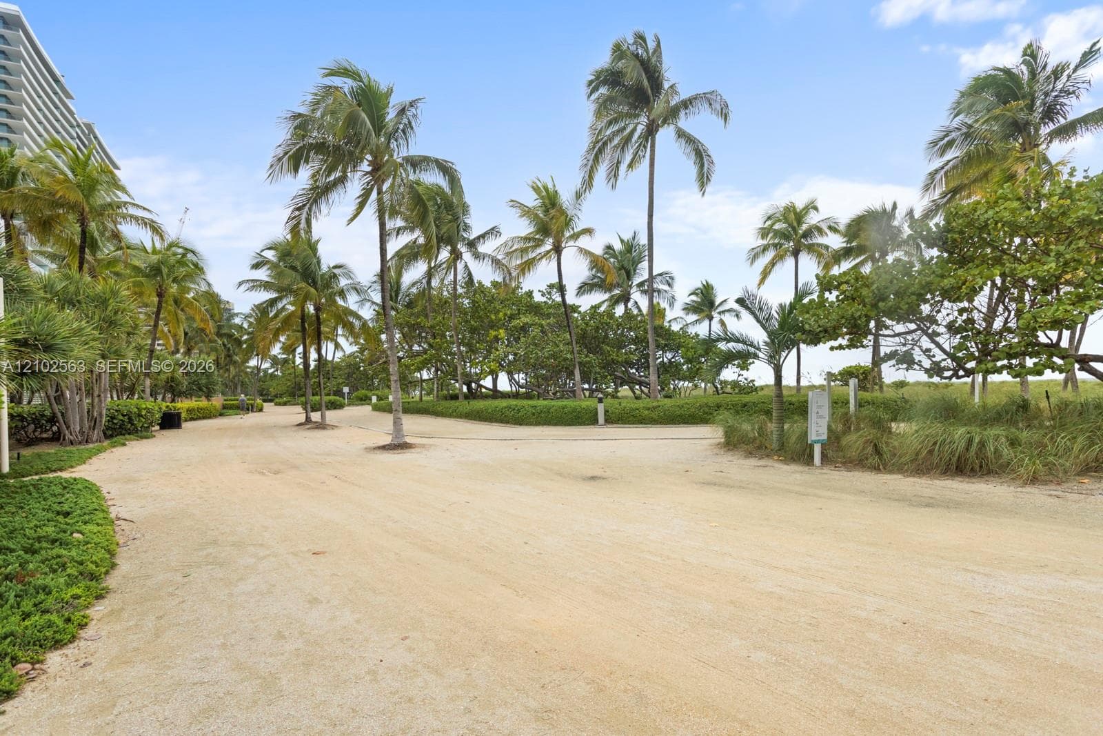 Bal Harbour 101 · #1210 in Bal Harbour - Photo 44
