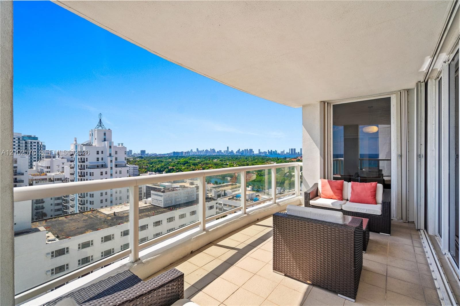LA TOUR CONDO · #1501 in Miami Beach - Photo 11