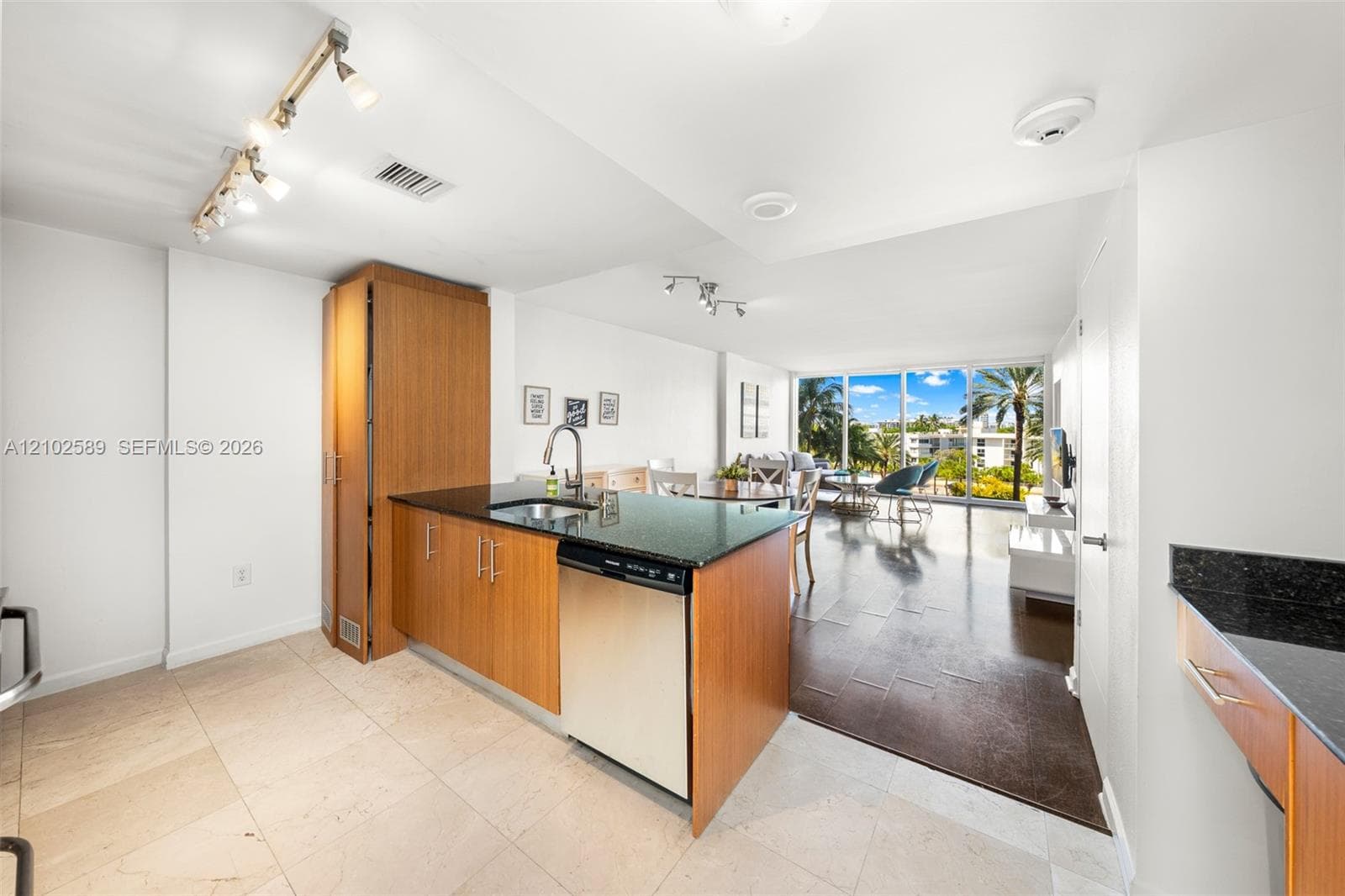 Harbour House · #327 in Bal Harbour - Photo 4