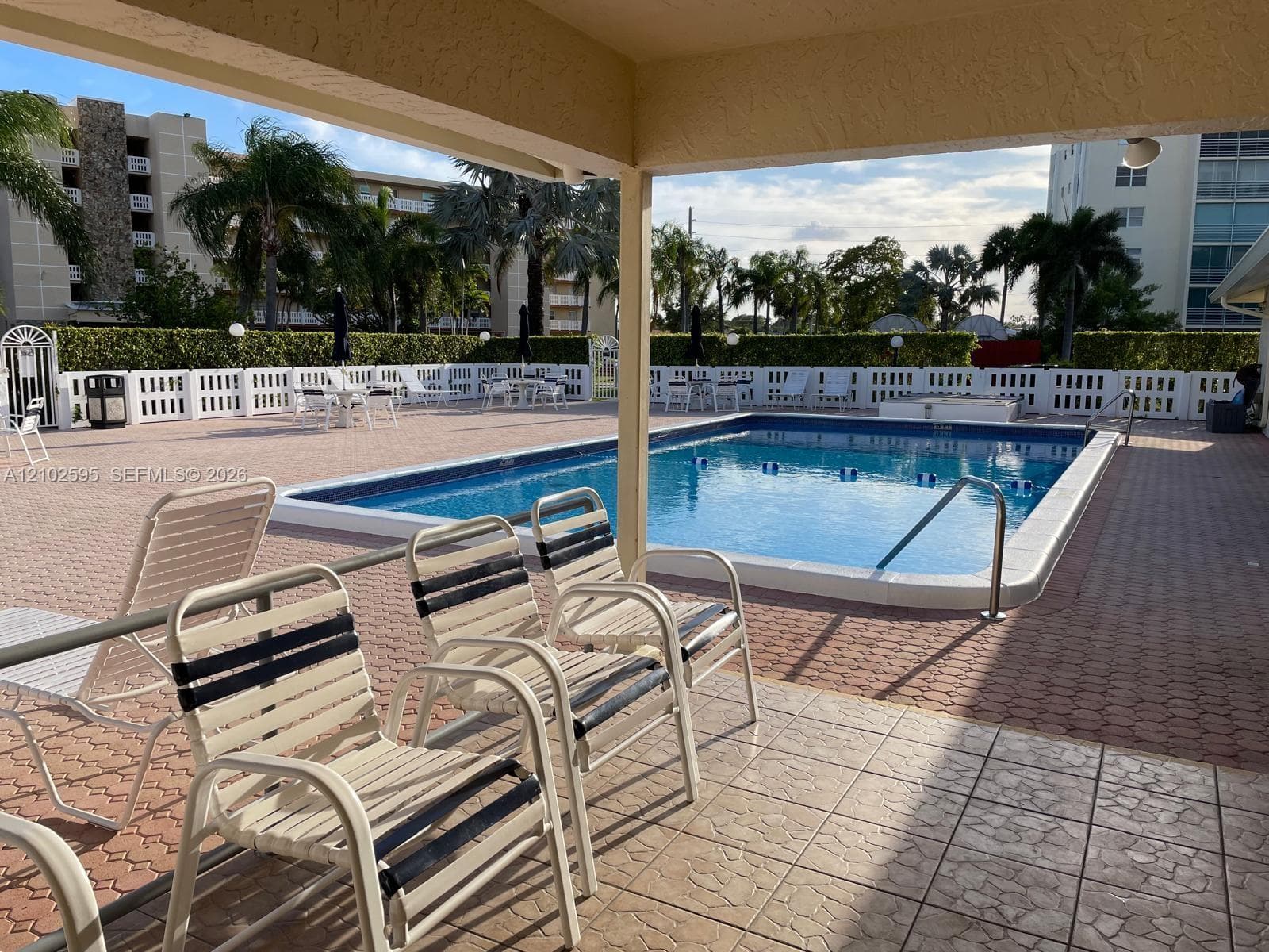 MEADOWBROOK LAKES VIEW CO · #201 in Dania Beach - Photo 42