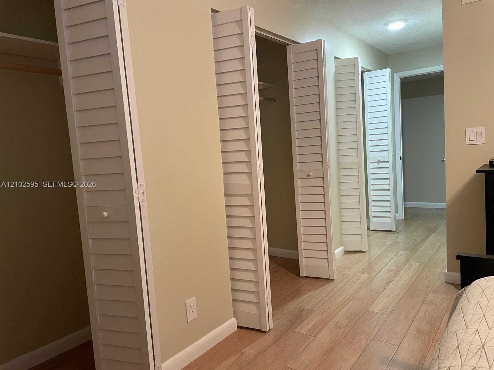 MEADOWBROOK LAKES VIEW CO · #201 in Dania Beach - Photo 16