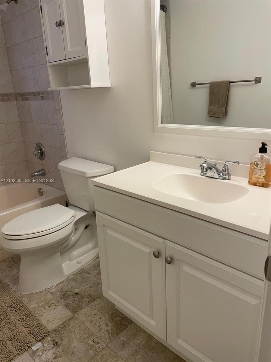 MEADOWBROOK LAKES VIEW CO · #201 in Dania Beach - Photo 28