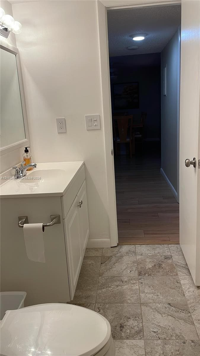 MEADOWBROOK LAKES VIEW CO · #201 in Dania Beach - Photo 30