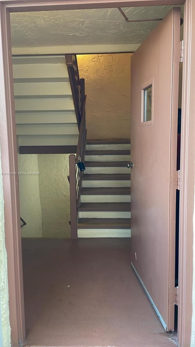MEADOWBROOK LAKES VIEW CO · #201 in Dania Beach - Photo 48