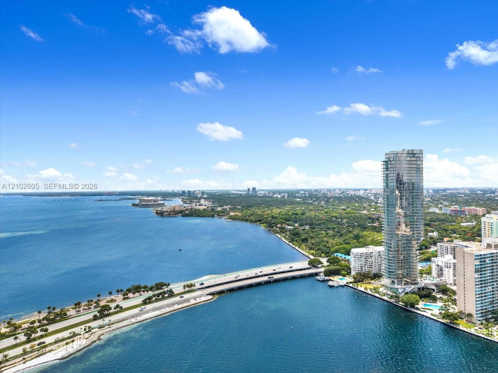 Una Residences · #3704 in Miami - Photo 34