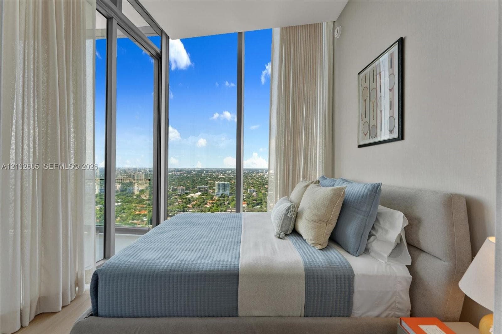 Una Residences · #3704 in Miami - Photo 18