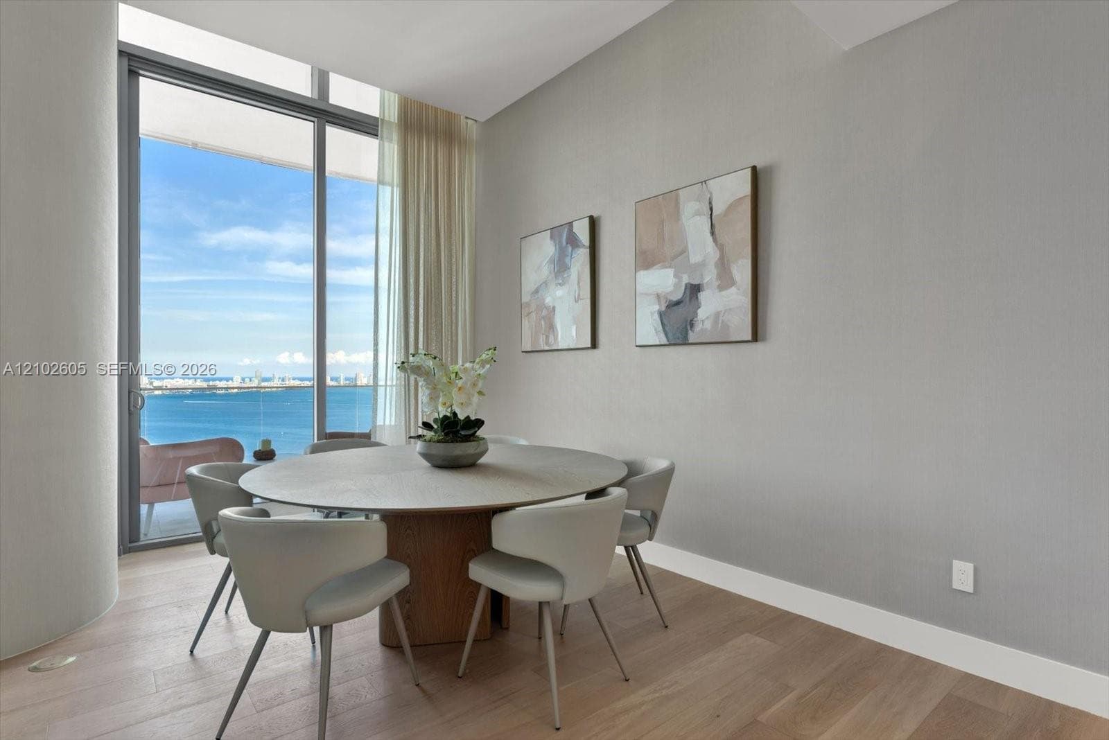 Una Residences · #3704 in Miami - Photo 4