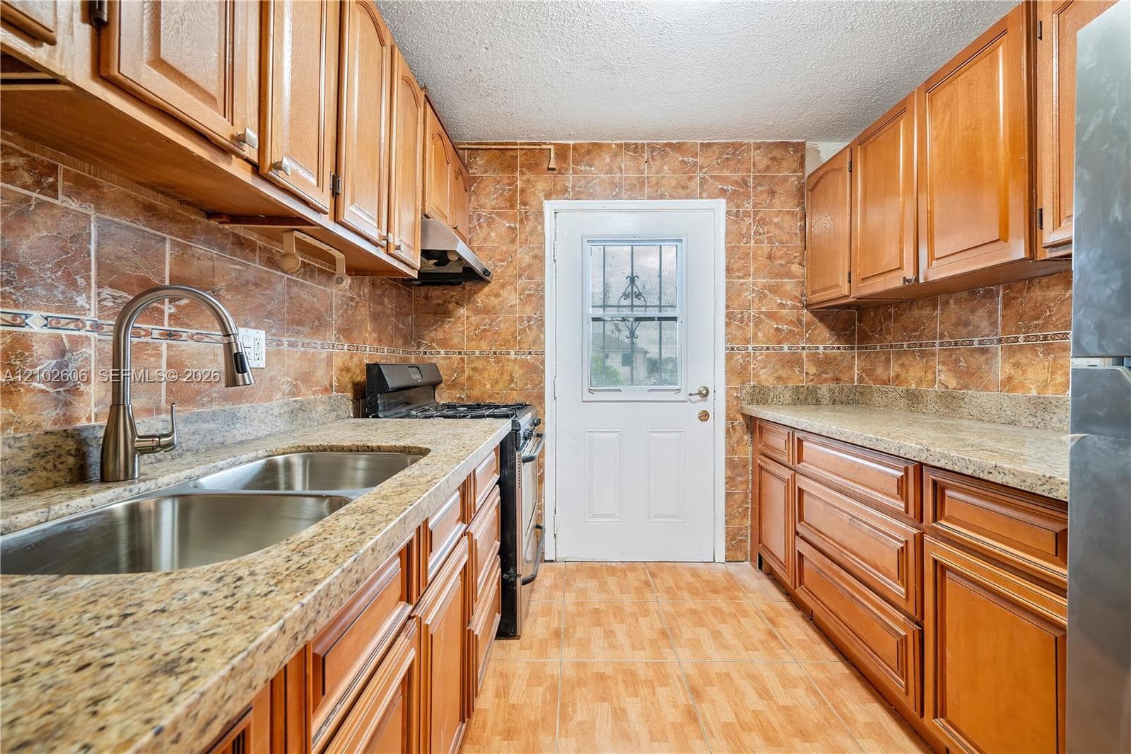 RO-MONT SOUTH CONDO · #Q27 in Miami Gardens - Photo 9