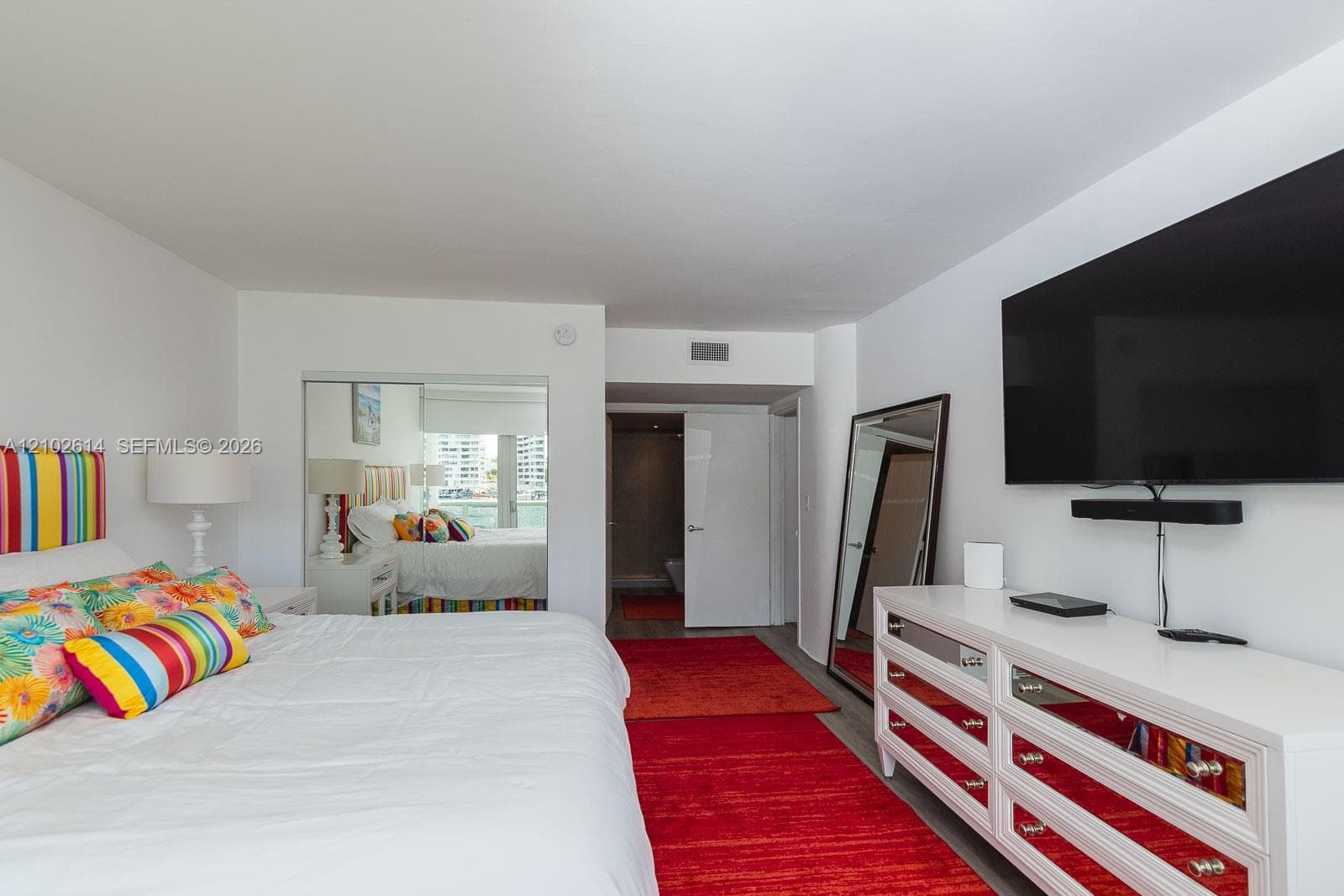 King Cole · #224 in Miami Beach - Photo 27