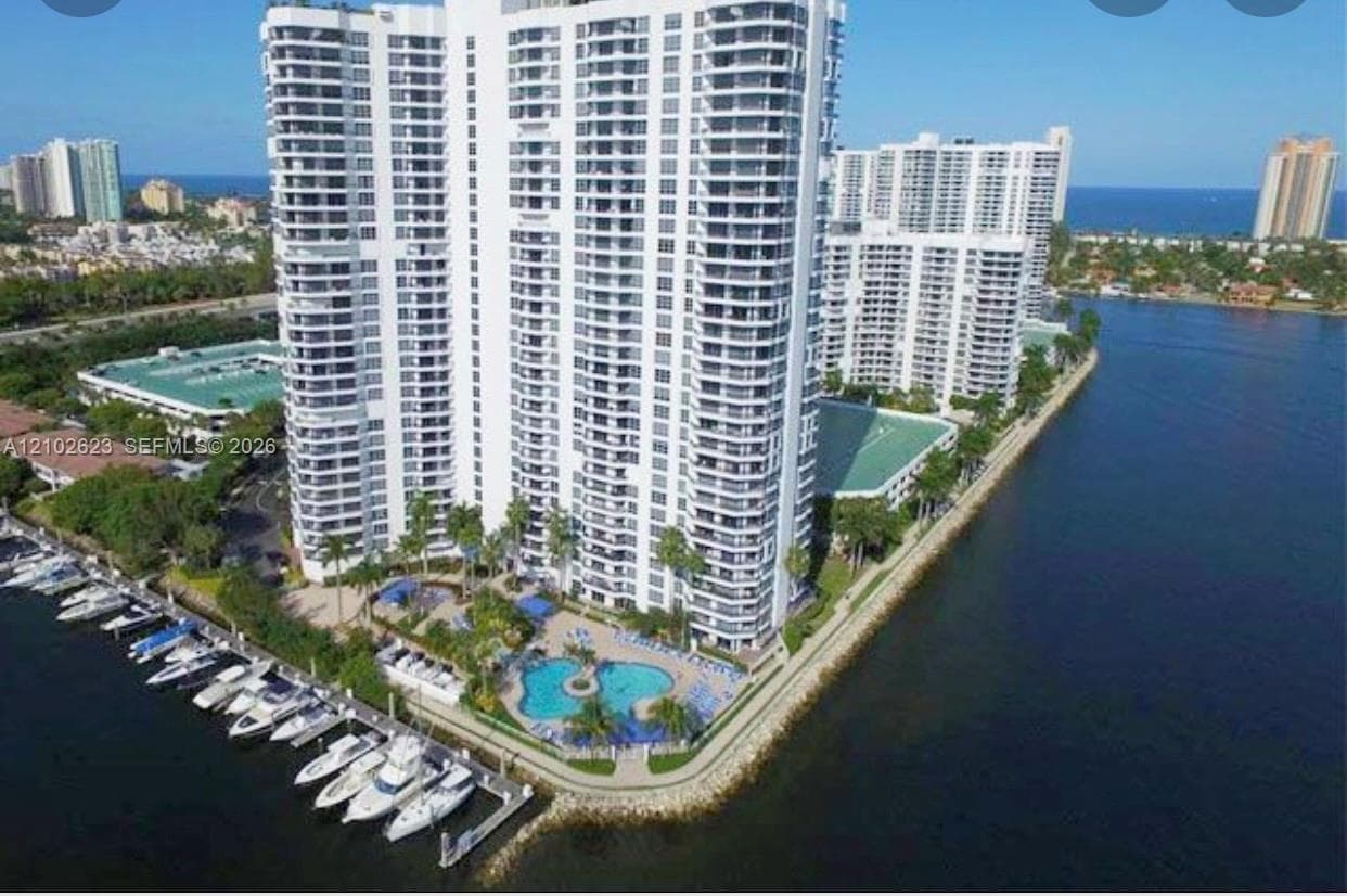 Mystic Pointe Tower 500 · #2703 in Aventura - Photo 3