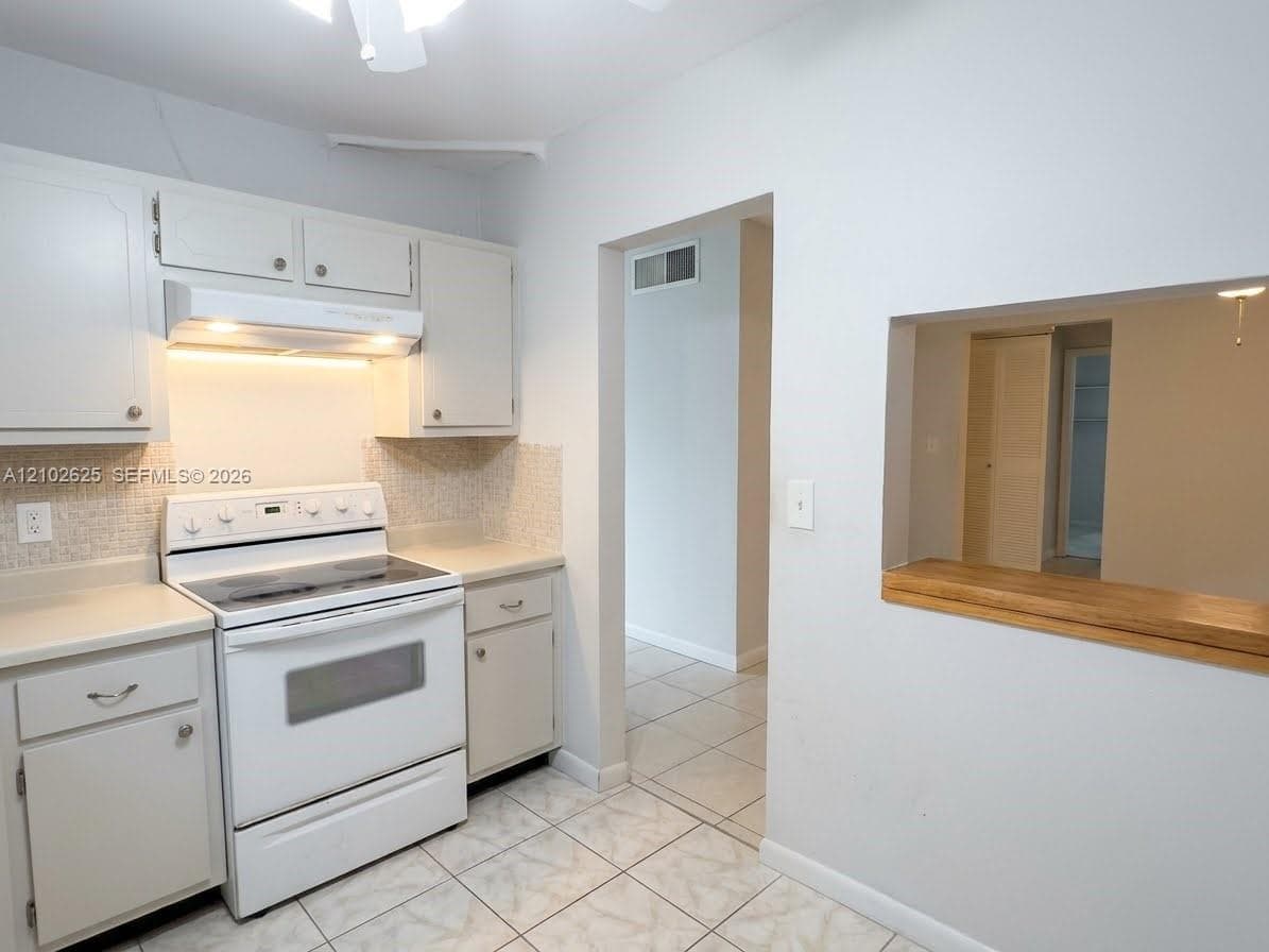 Coronado Towers · #303 in North Miami - Photo 5