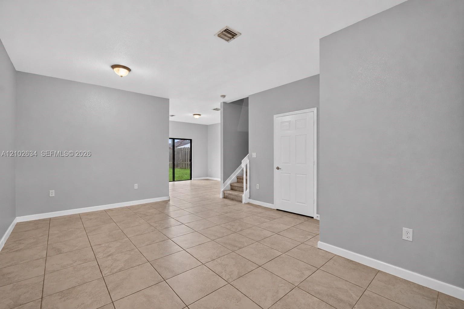 144 SE 37th Ter photo 13
