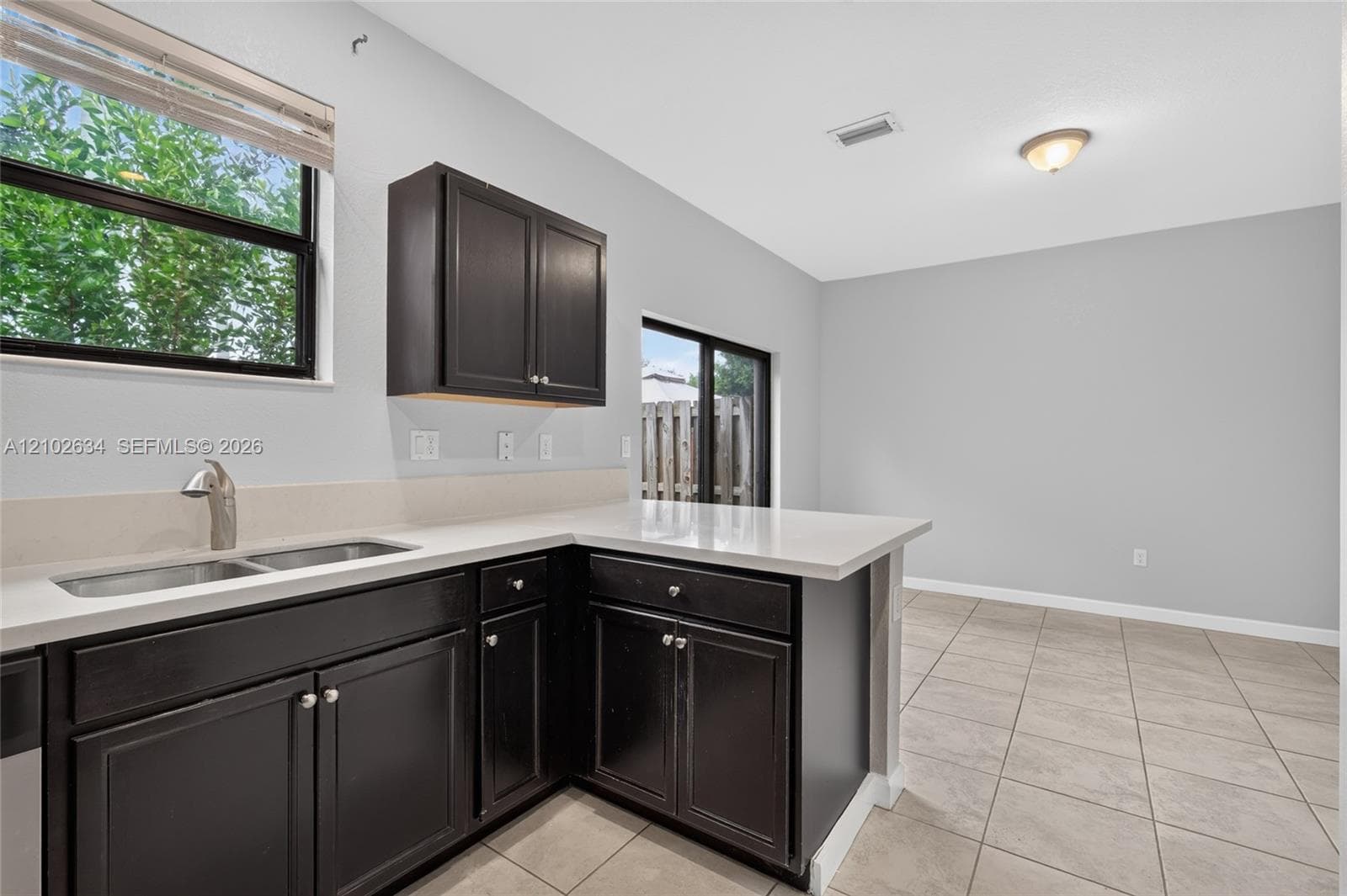 144 SE 37th Ter photo 25