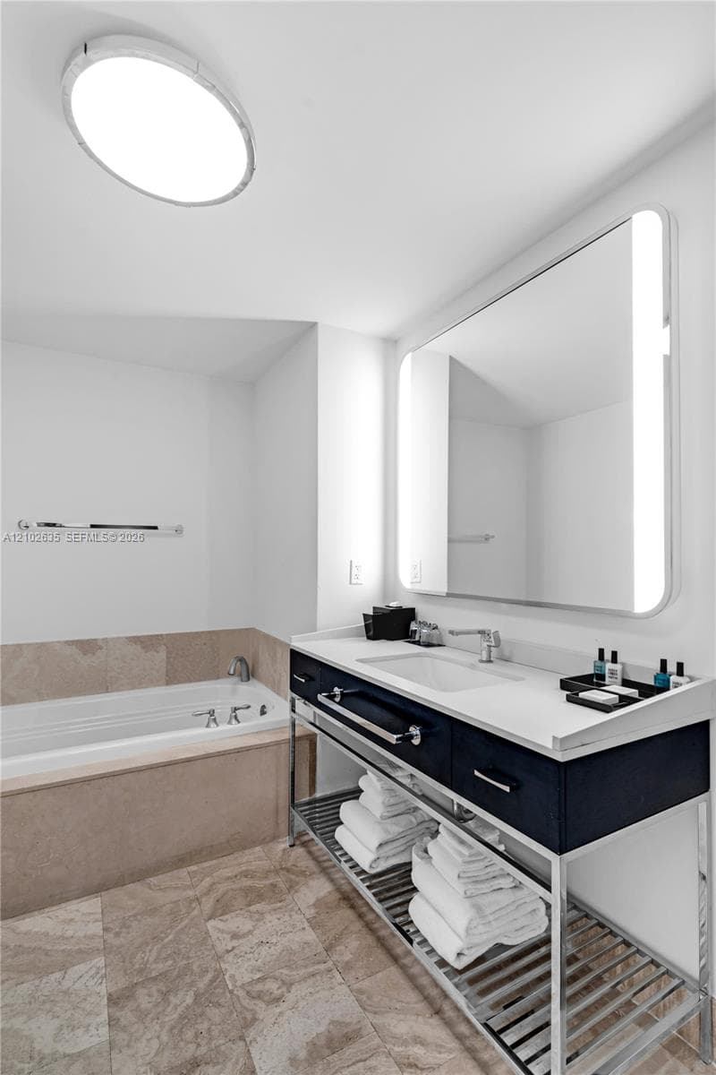 Fontainebleau Tresor · #1609 in Miami Beach - Photo 13