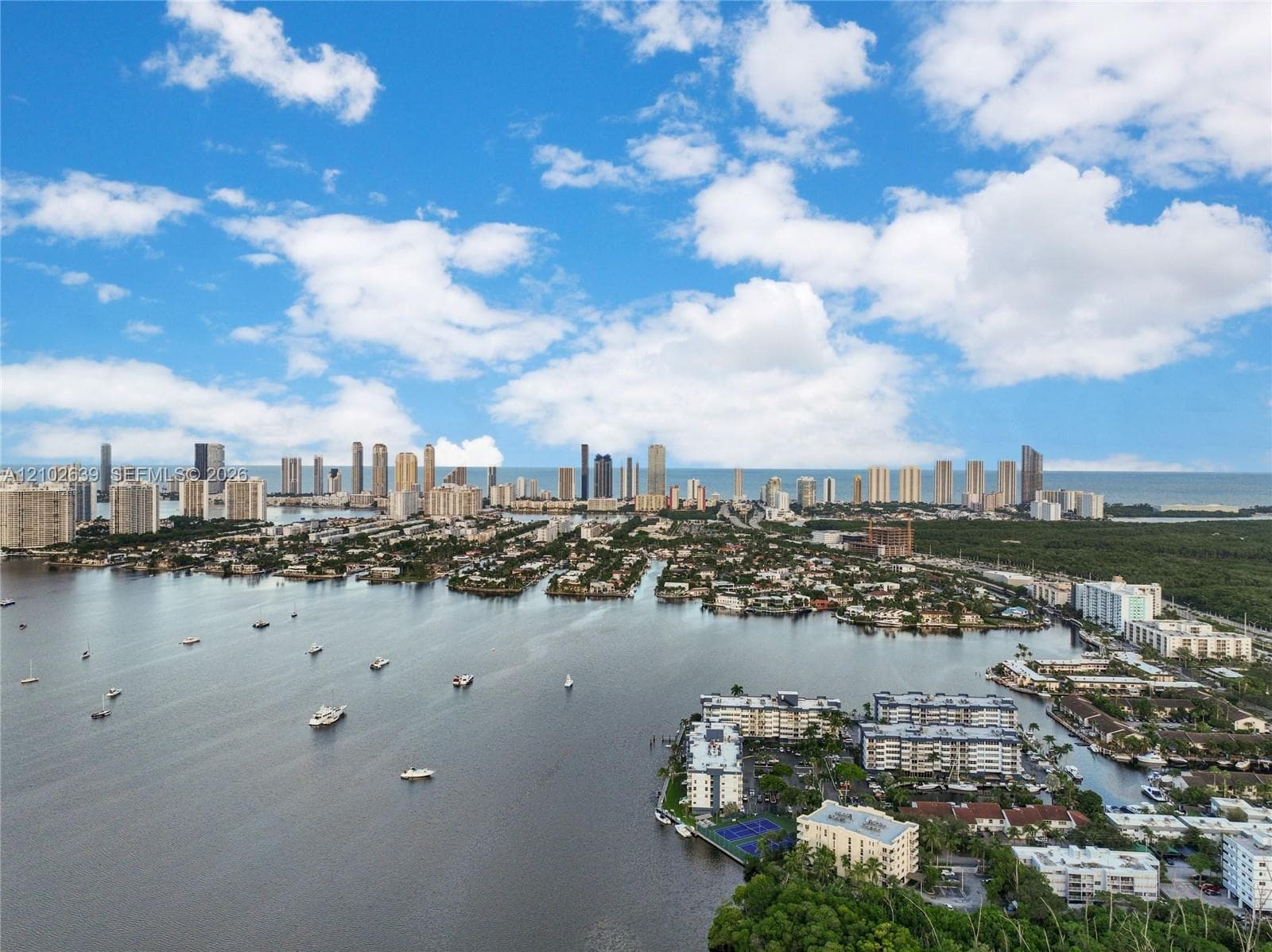 THE HARBOUR NORTH CONDO · #407 in North Miami Beach - Photo 46