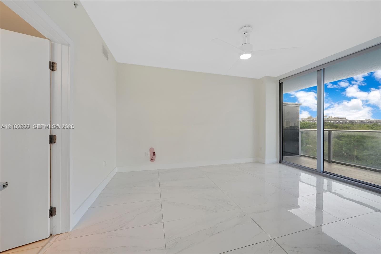 THE HARBOUR NORTH CONDO · #407 in North Miami Beach - Photo 12