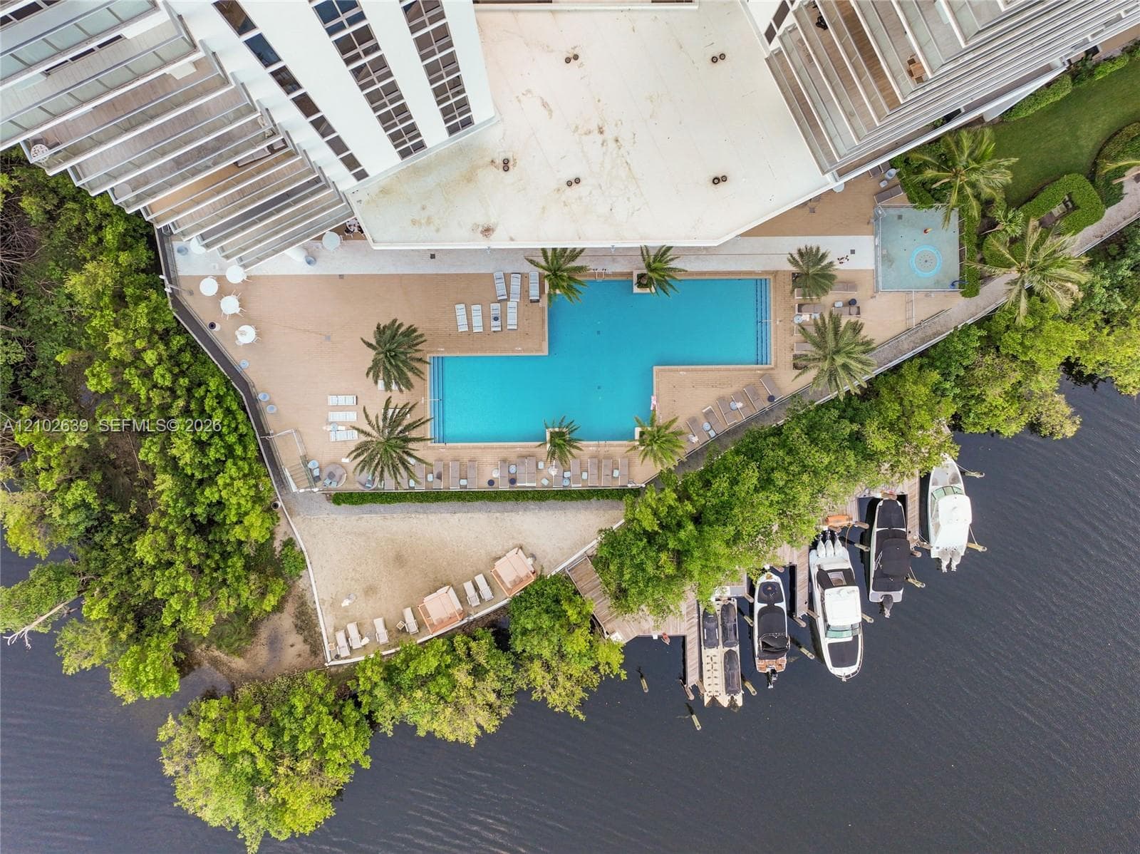 THE HARBOUR NORTH CONDO · #407 in North Miami Beach - Photo 36