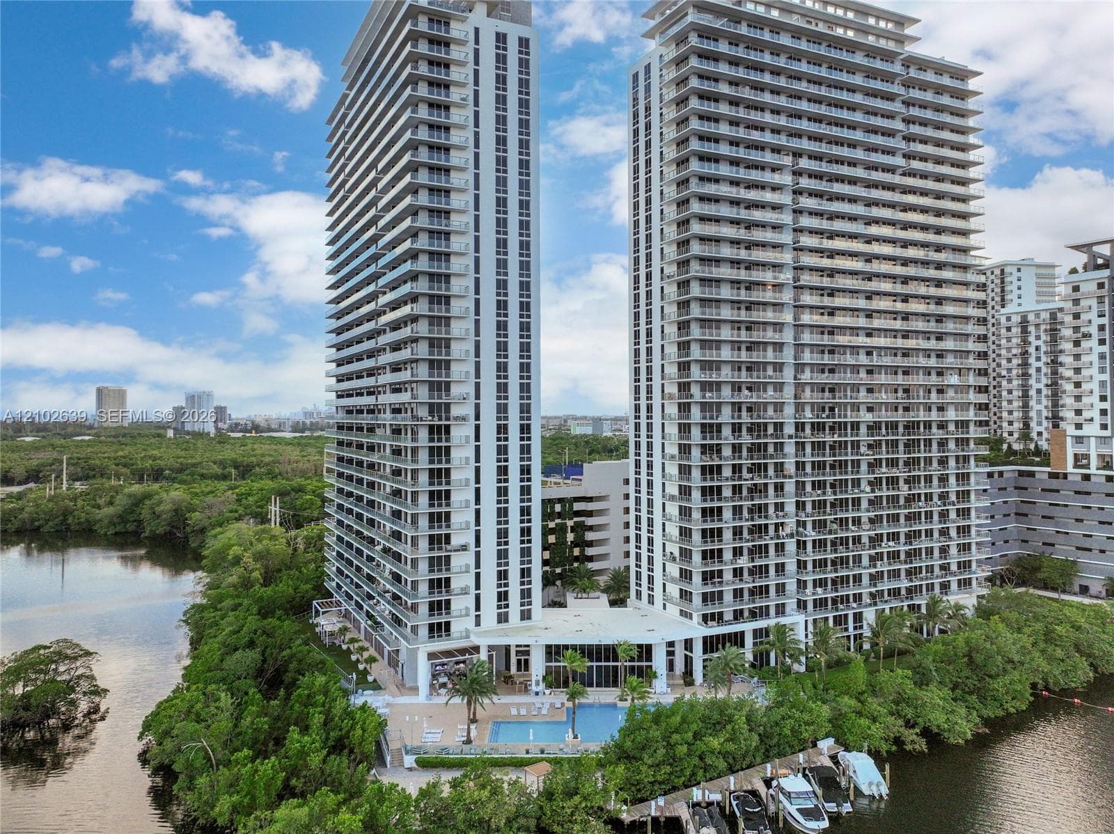 THE HARBOUR NORTH CONDO · #407 in North Miami Beach - Photo 1