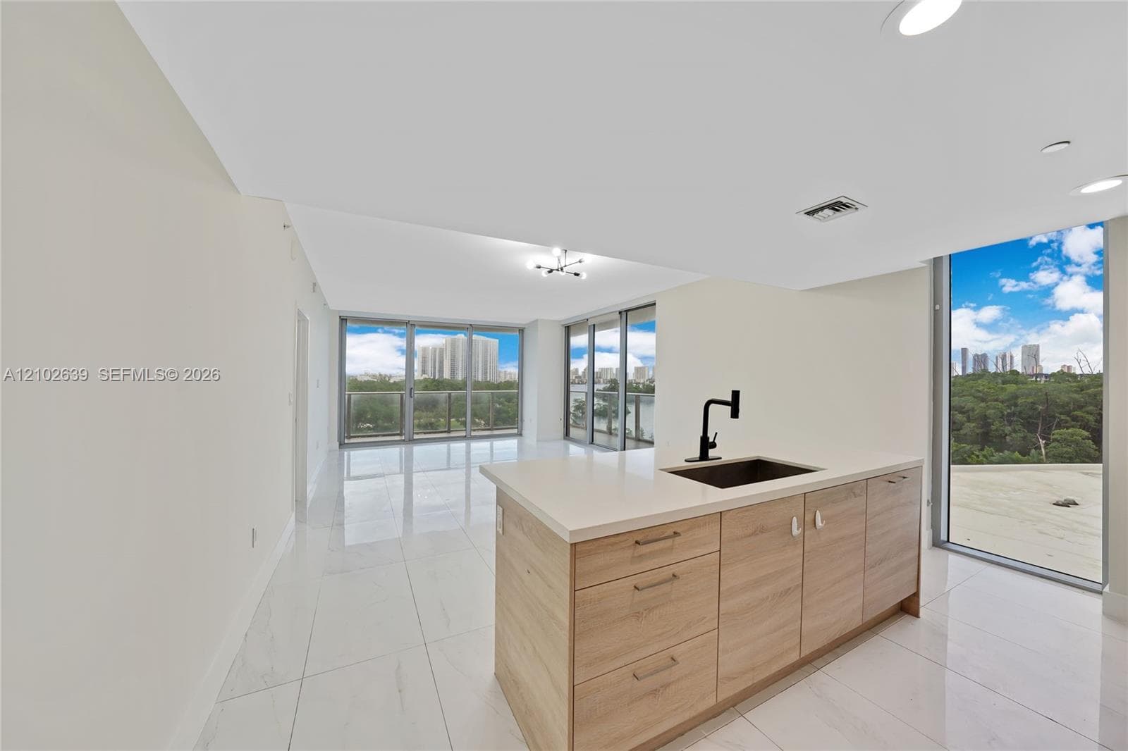THE HARBOUR NORTH CONDO · #407 in North Miami Beach - Photo 5