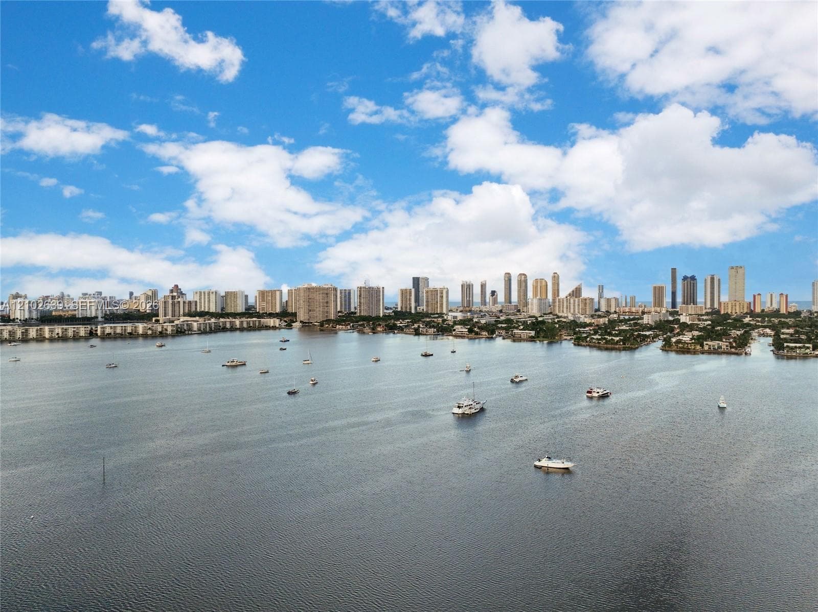 THE HARBOUR NORTH CONDO · #407 in North Miami Beach - Photo 45