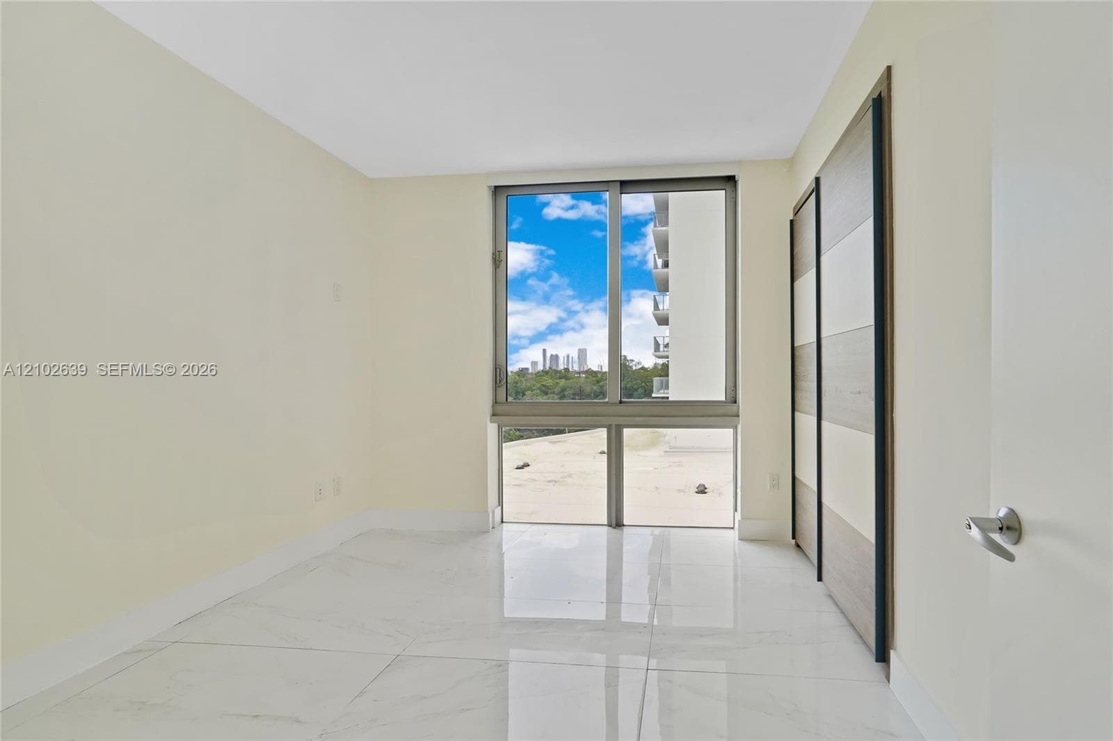 THE HARBOUR NORTH CONDO · #407 in North Miami Beach - Photo 19