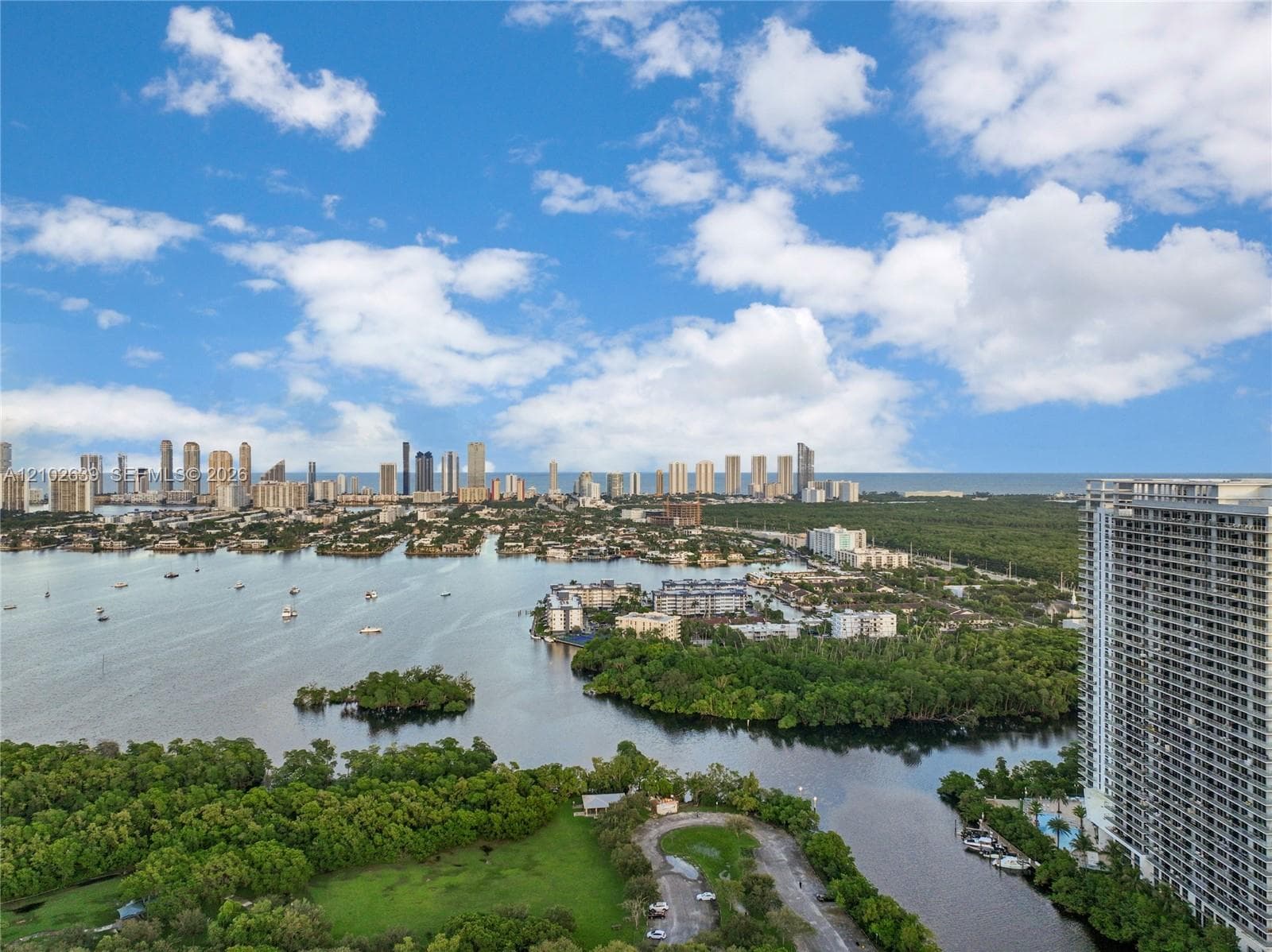THE HARBOUR NORTH CONDO · #407 in North Miami Beach - Photo 44
