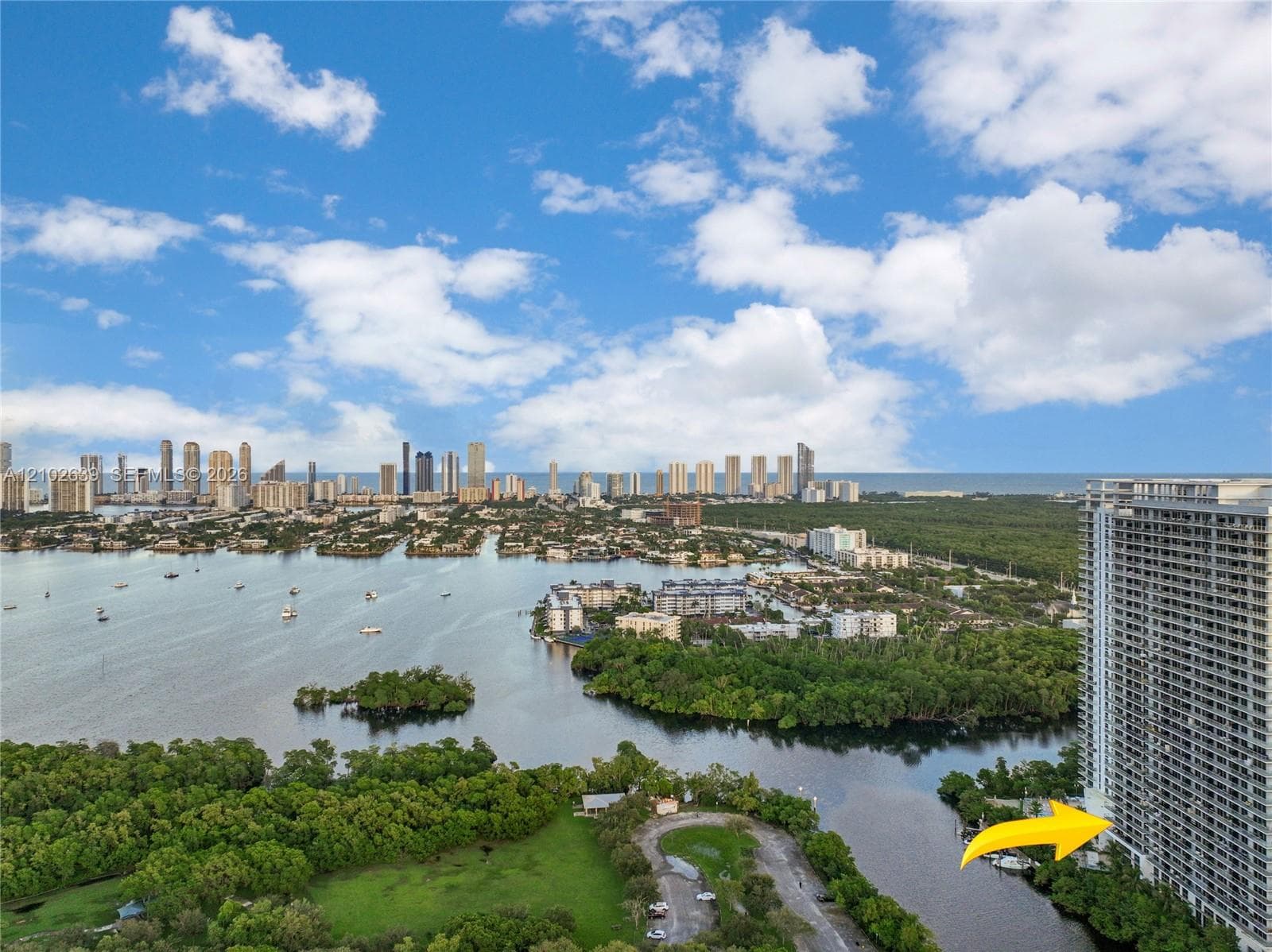 THE HARBOUR NORTH CONDO · #407 in North Miami Beach - Photo 31