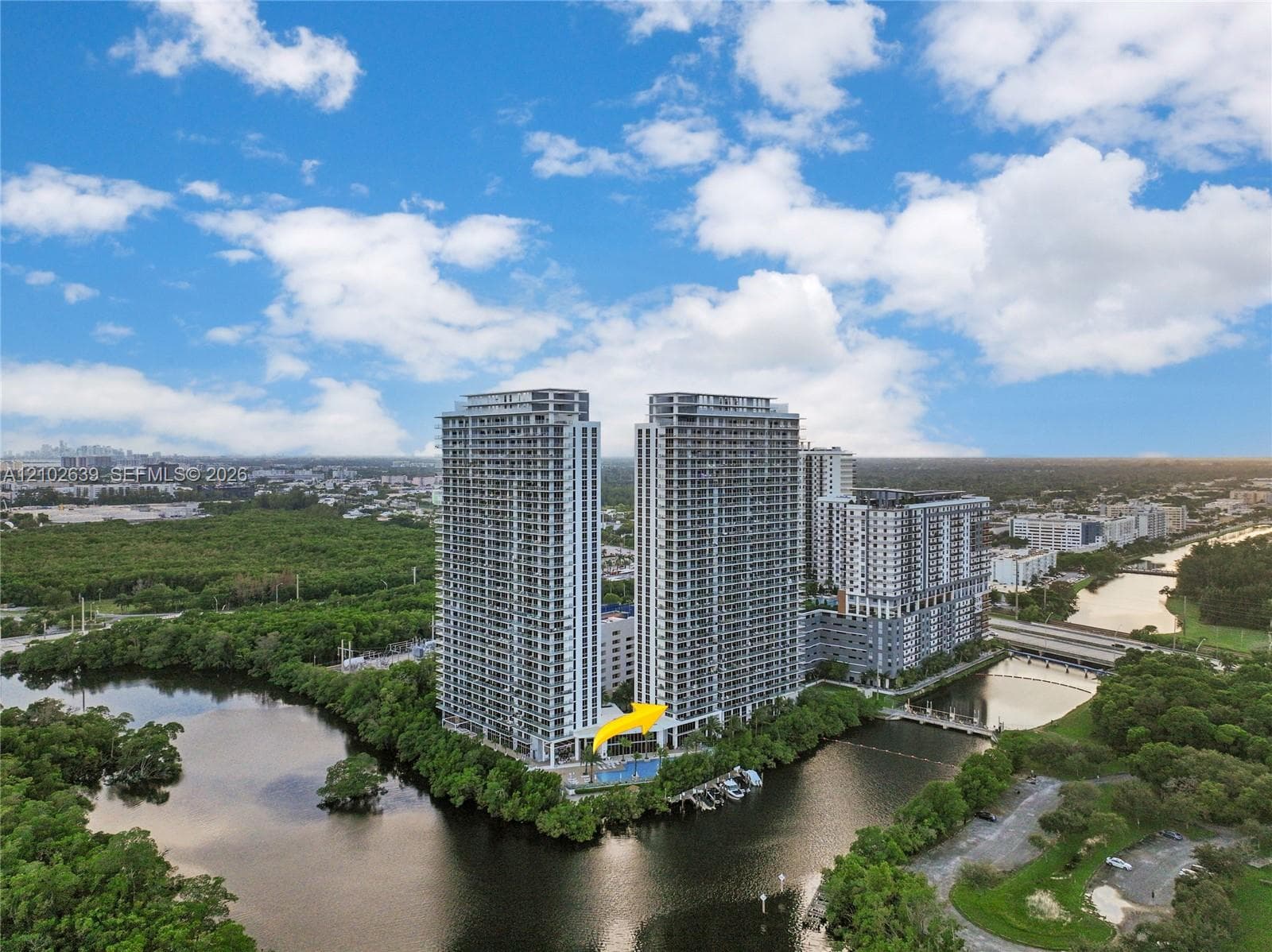 THE HARBOUR NORTH CONDO · #407 in North Miami Beach - Photo 29