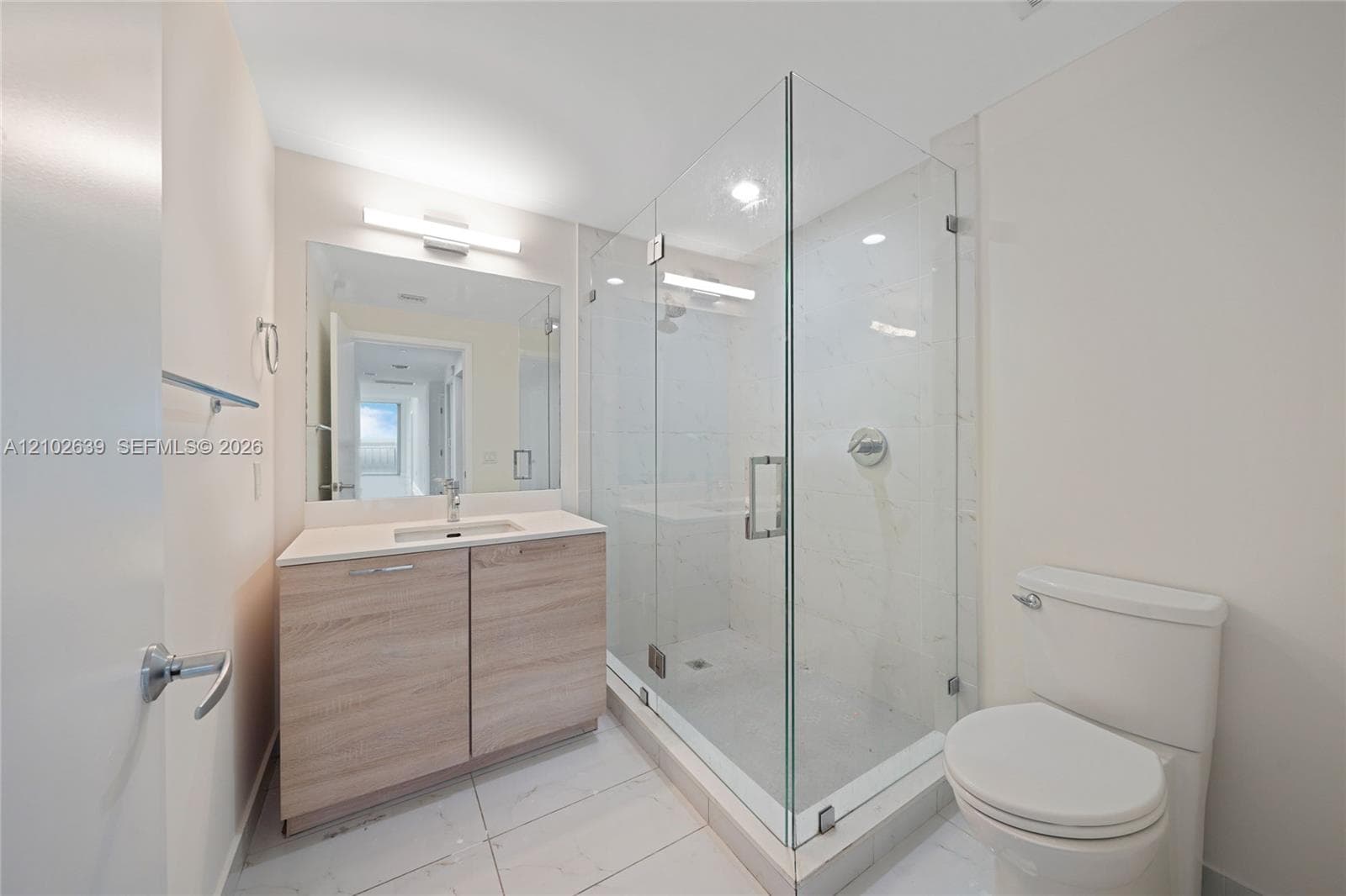 THE HARBOUR NORTH CONDO · #407 in North Miami Beach - Photo 21