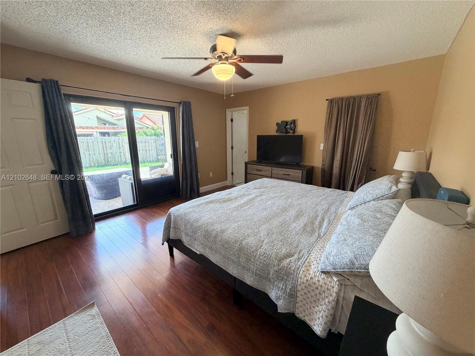 19040 NW 85th Ave photo 13