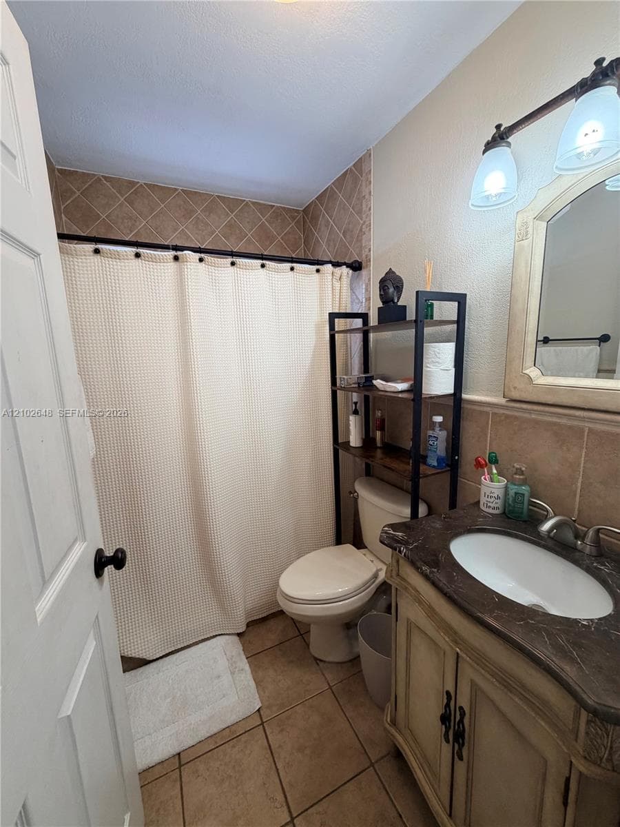 19040 NW 85th Ave photo 20