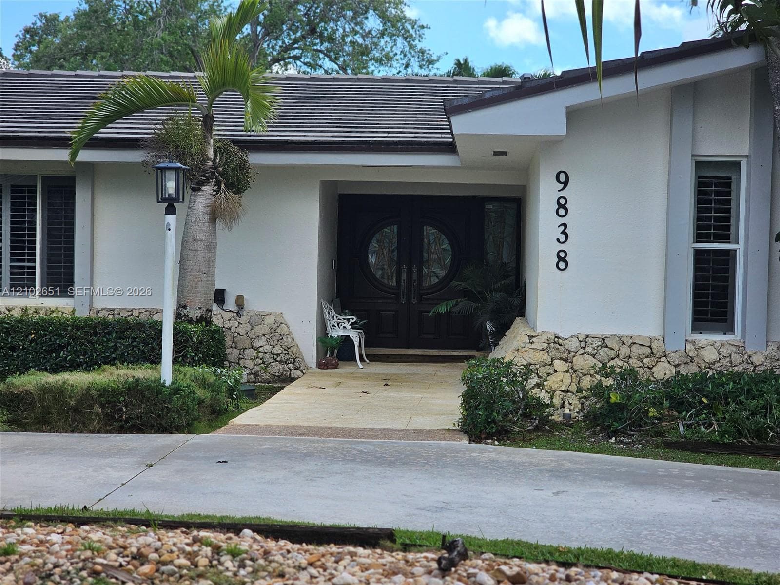 9838 SW 94th Ter photo 5