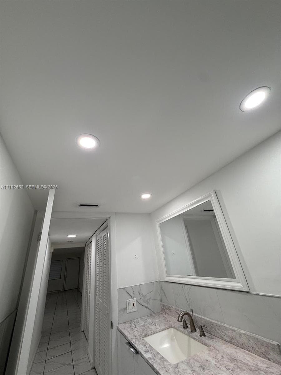SUTTON HOUSE CONDO · #18 in North Miami - Photo 27