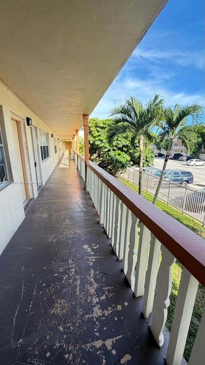 SUTTON HOUSE CONDO · #18 in North Miami - Photo 36