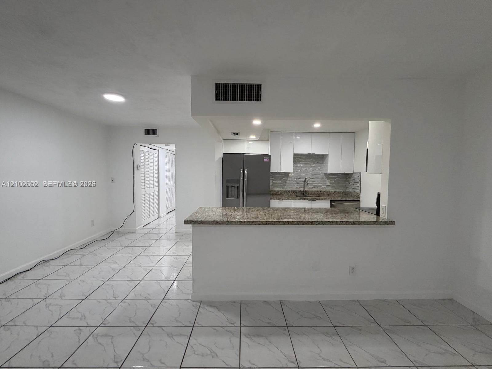 SUTTON HOUSE CONDO · #18 in North Miami - Photo 1