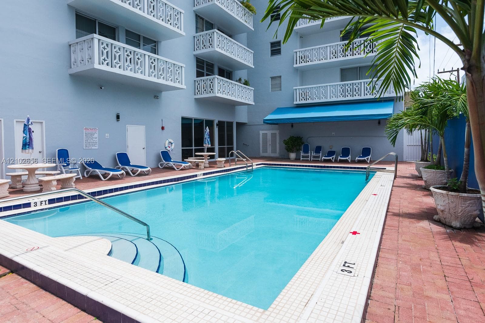 Admiral Towers Condo Asso · #314 in Miami Beach - Photo 32