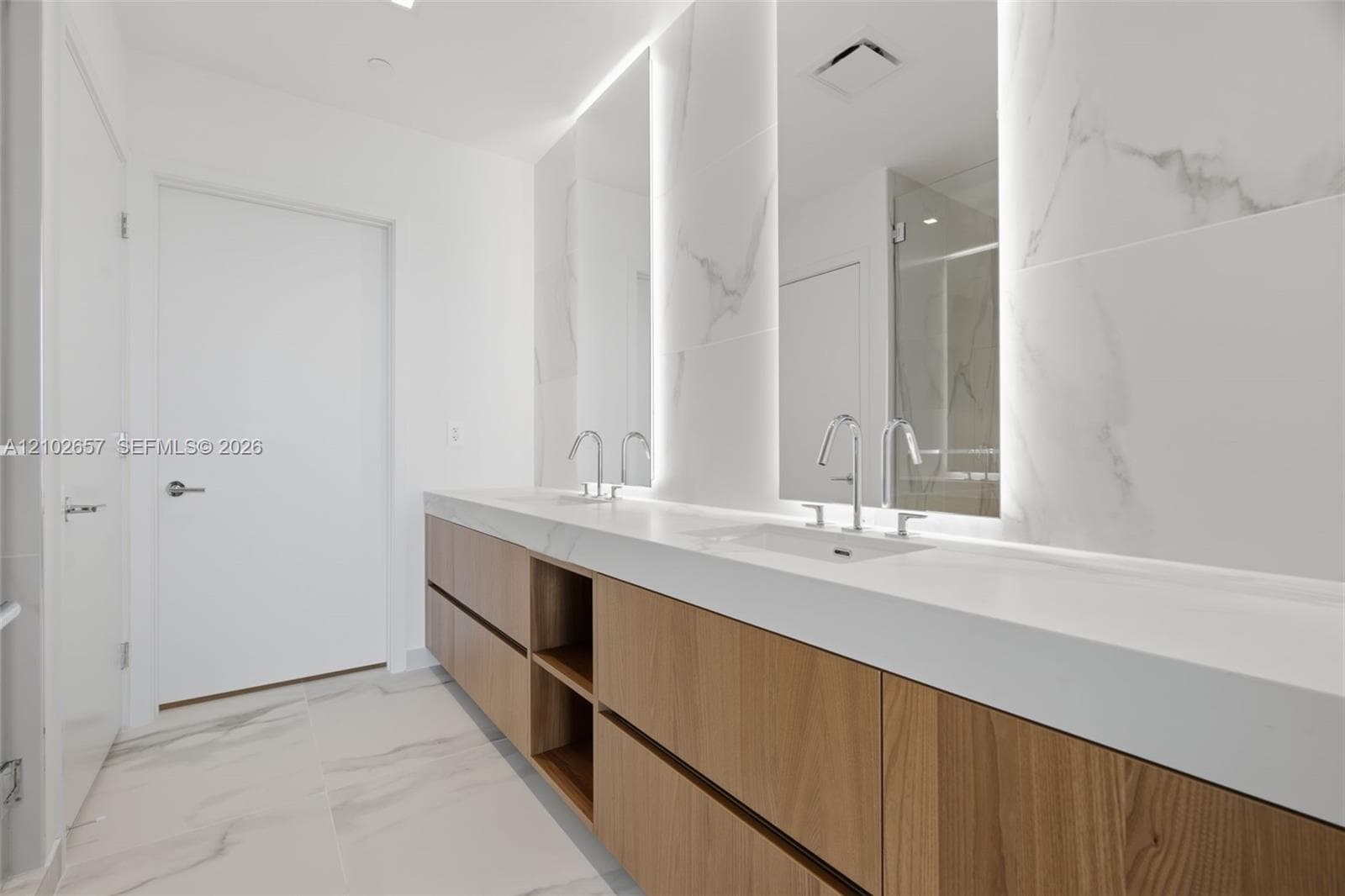 Casa Bella · #1801 in Miami - Photo 21