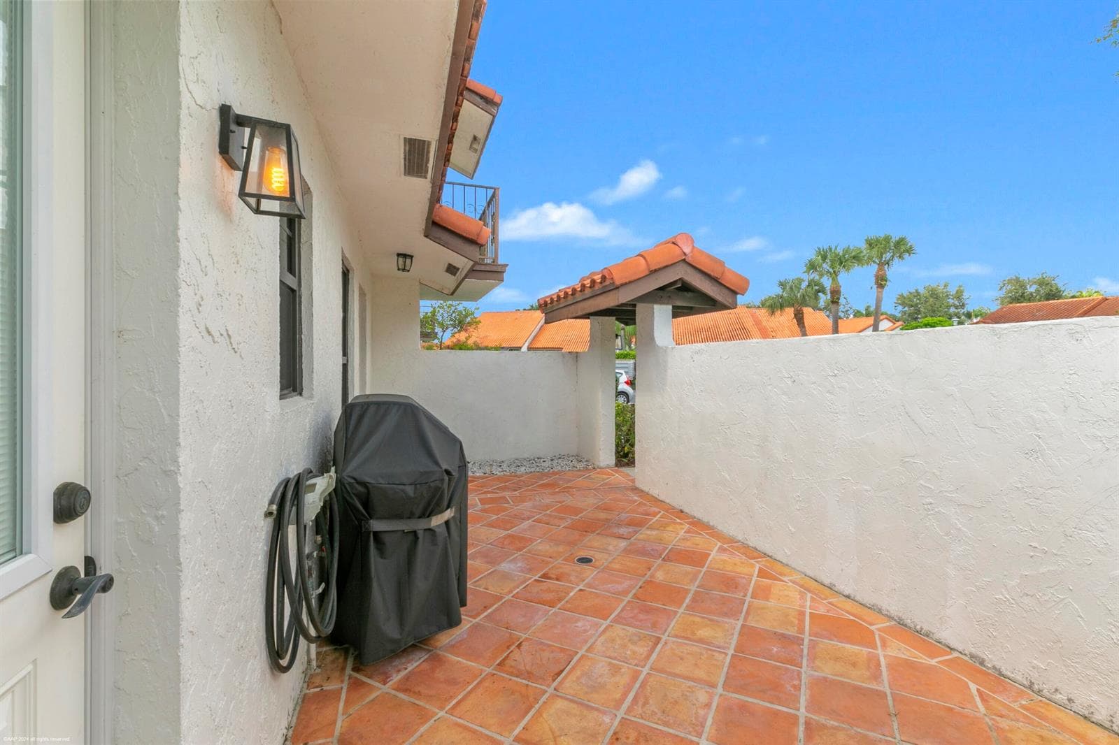13477 Fountain View Blvd 005a